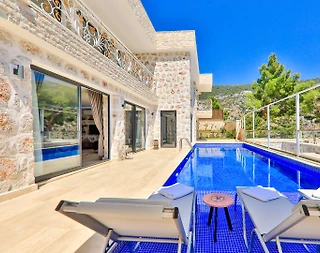 Kaş İslamlar'da Geniş Ailelere Uygun, Özel Havuzlu, Konforlu Villa - 5