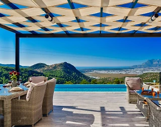 Kaş İslamlar'da Geniş Ailelere Uygun, Özel Havuzlu, Lüks Villa - 3