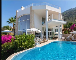 Kaş Kalkan'da Muhteşem Deniz Manzaralı, Özel Havuzlu, Konforlu Villa - 2