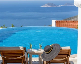 Kaş Kalkan'da Muhteşem Deniz Manzaralı, Özel Havuzlu, Konforlu Villa - 3
