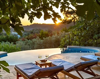 Kaş İslamlar'da Geniş Alanlara Sahip, Özel Havuzlu, 4+1 Otantik Villa - 2