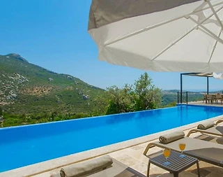 Kaş İslamlar'da Geniş Bahçeli, Özel Havuzlu, Jakuzili, Modern Villa - 4