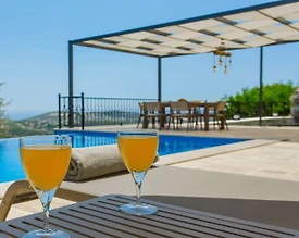 Kaş İslamlar'da Geniş Bahçeli, Özel Havuzlu, Jakuzili, Modern Villa - 2