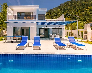 Kaş İslamlar'da Göz Alıcı Doğa Manzaralı, Özel Havuzlu, Bahçeli Villa - 2