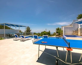 Kaş İslamlar'da Göz Alıcı Doğa Manzaralı, Özel Havuzlu, Bahçeli Villa - 3