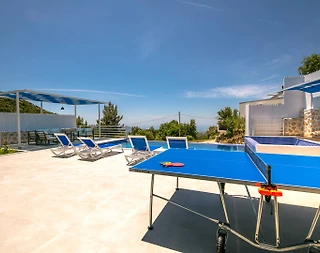 Kaş İslamlar'da Göz Alıcı Doğa Manzaralı, Özel Havuzlu, Bahçeli Villa - 3