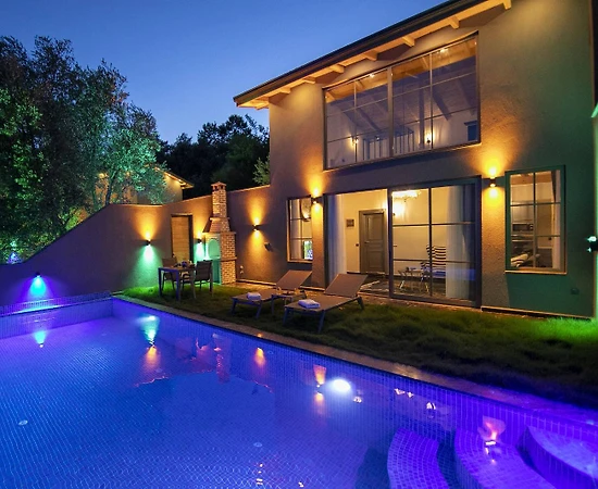 Kaş İslamlar'da Göz Alıcı Doğada, Özel Havuzlu, Balayı Villası - 1