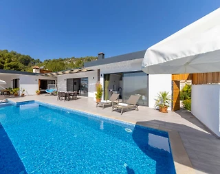 Kaş İslamlar'da Göz Alıcı Manzaralı, Özel Havuzlu, 4 Kişilik Villa - 1