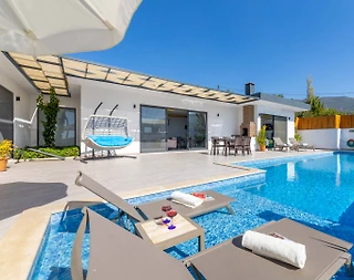 Kaş İslamlar'da Göz Alıcı Manzaralı, Özel Havuzlu, 4 Kişilik Villa - 5