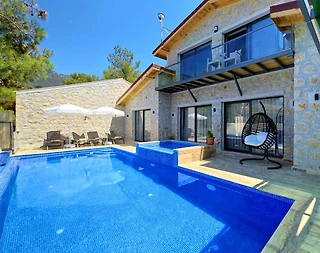 Kaş İslamlar'da Göz Alıcı Manzaraya Sahip, Özel Havuzlu, Kiralık Villa - 3