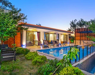 Kaş İslamlar'da Huzur Dolu Doğada, Özel Havuzlu, Geniş Bahçeli Villa - 1
