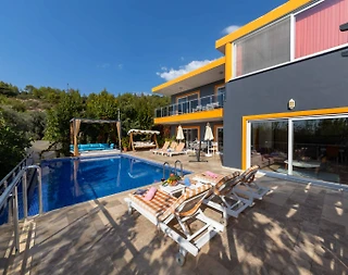 Kaş İslamlar'da Huzur Dolu Doğada, Özel Havuzlu, Lüks Villa - 1