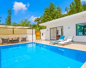 Kaş İslamlar'da Huzurlu Doğada, Özel Havuzlu, Balayı Villası - 2