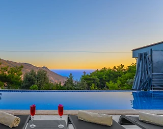 Kaş İslamlar'da Kalabalık Ailelere Uygun, Özel Havuzlu, 3+1 Villa - 3