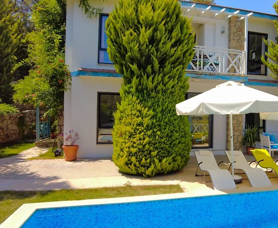 Kaş İslamlar'da Kalabalık Ailelere Uygun, Özel Havuzlu, Ferah Villa - 1