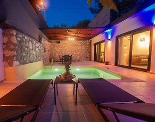 Kaş İslamlar'da Muhafazakar, Özel Havuzlu, Balayı Villası - 2