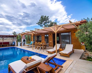 Kaş İslamlar'da Enfes Doğada, Özel Havuzlu, Kiralık Villa - 1