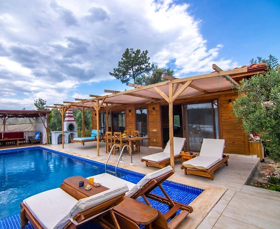 Kaş İslamlar'da Enfes Doğada, Özel Havuzlu, Kiralık Villa - 1