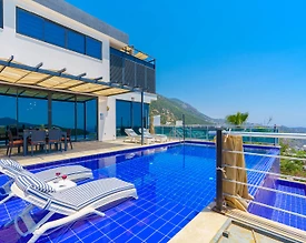 Kaş İslamlar'da Muhteşem Deniz Manzaralı, Özel Havuzlu, Jakuzili Villa - 2