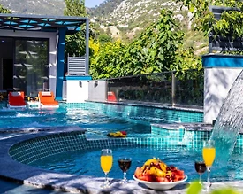 Kaş İslamlar'da Muhteşem Doğa İçerisinde Özel Havuzlu, Jakuzili Villa - 2