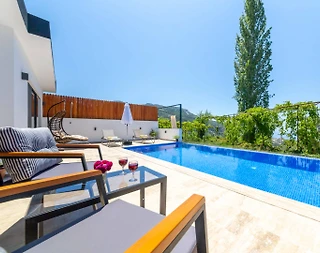 Kaş İslamlar'da Muhteşem Doğa Manzaralı, Özel Havuzlu, Kiralık Villa - 4