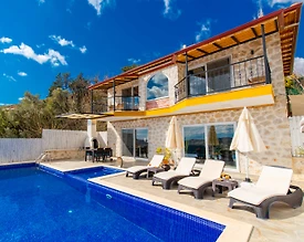 Kaş İslamlar'da Muhteşem Doğa Manzaralı, Özel Havuzlu, Modern Villa - 2