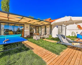 Kaş İslamlar'da Doğa Manzarasına Sahip, Özel Havuzlu, Bahçeli Villa - 2