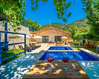 Kaş İslamlar'da Muhteşem Doğada, Özel Havuzlu, Bahçeli Villa - 1