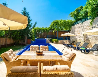 Kaş İslamlar'da Muhteşem Doğada, Özel Havuzlu, Bahçeli Villa - 2