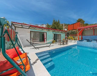 Kaş İslamlar'da Muhteşem Doğada, Özel Havuzlu, Balayı Villası - 1