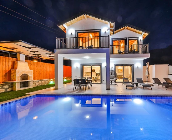 Kaş İslamlar'da Muhteşem Doğada, Özel Havuzlu, Konforlu Villa  - 1