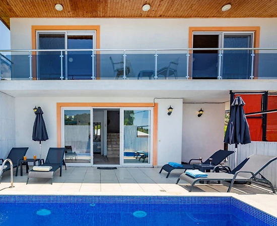 Kaş İslamlar'da Muhteşem Doğada, Özel Havuzlu, Muhafazakar Villa - 1