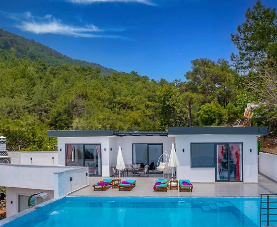 Kaş İslamlar'da Muhteşem Manzaralı, Özel Havuzlu, Balayı Villası - 1