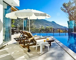 Kaş İslamlar'da Muhteşem Manzaralı, Özel Havuzlu, Modern Villa - 4