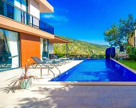 Kaş İslamlar'da Muhteşem Manzaralı, Özel Havuzlu, Modern Villa - 3