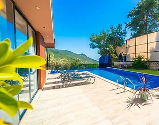 Kaş İslamlar'da Muhteşem Manzaralı, Özel Havuzlu, Modern Villa - 4