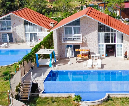 Kaş İslamlar'da Orman Manzaralı, Özel Havuzlu, Ferah Taş Ev - 1