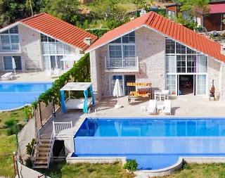 Kaş İslamlar'da Orman Manzaralı, Özel Havuzlu, Ferah Taş Ev - 1