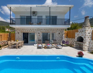 Kaş İslamlar'da Nezih Konumda, Özel Havuzlu, Kiralık Villa - 1