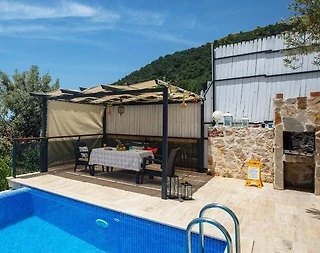 Kaş İslamlar'da Orman Manzaralı, Özel Havuzlu, 2+1 Şık Villa - 4