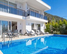 Kaş İslamlar'da Orman Manzaralı, Özel Havuzlu, 2+1 Kiralık Villa  - 3