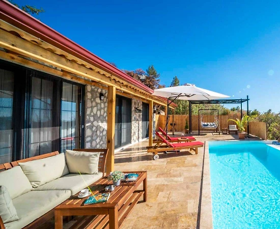 Kaş İslamlar'da Sakin Doğada, Özel Havuzlu, Balayı Villası - 1