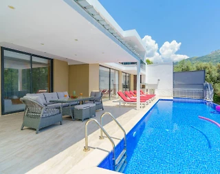Kaş İslamlar'da Sakin Konumda, Özel Havuzlu, Jakuzili, Kiralık Villa - 2