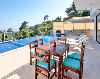 Kaş İslamlar'da Sakin Konumda, Özel Havuzlu, Jakuzili, Kiralık Villa - 5