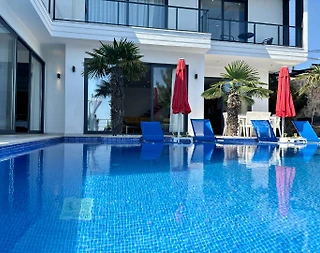 Kaş İslamlar'da Sakin Konumda, Özel Havuzlu, Kiralık Villa - 3