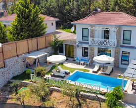 Kaş İslamlar'da Sakin Konumda, Özel Havuzlu, Konforlu Villa - 2