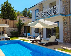 Kaş İslamlar'da Sakin Konumda, Özel Havuzlu, Konforlu Villa - 3