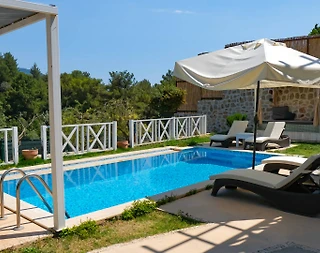 Kaş İslamlar'da Sakin Konumda, Özel Havuzlu, Konforlu Villa - 4