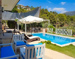 Kaş İslamlar'da Sakin Konumda, Özel Havuzlu, Konforlu Villa - 5