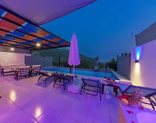 Kaş İslamlar'da Sakin Konumda, Özel Havuzlu, Konforlu Villa - 5